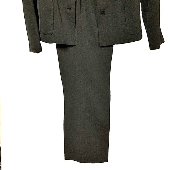 Charcoal Business Suit Jones NY (Jones Wear) Size 10/12 - Picture 5 of 16